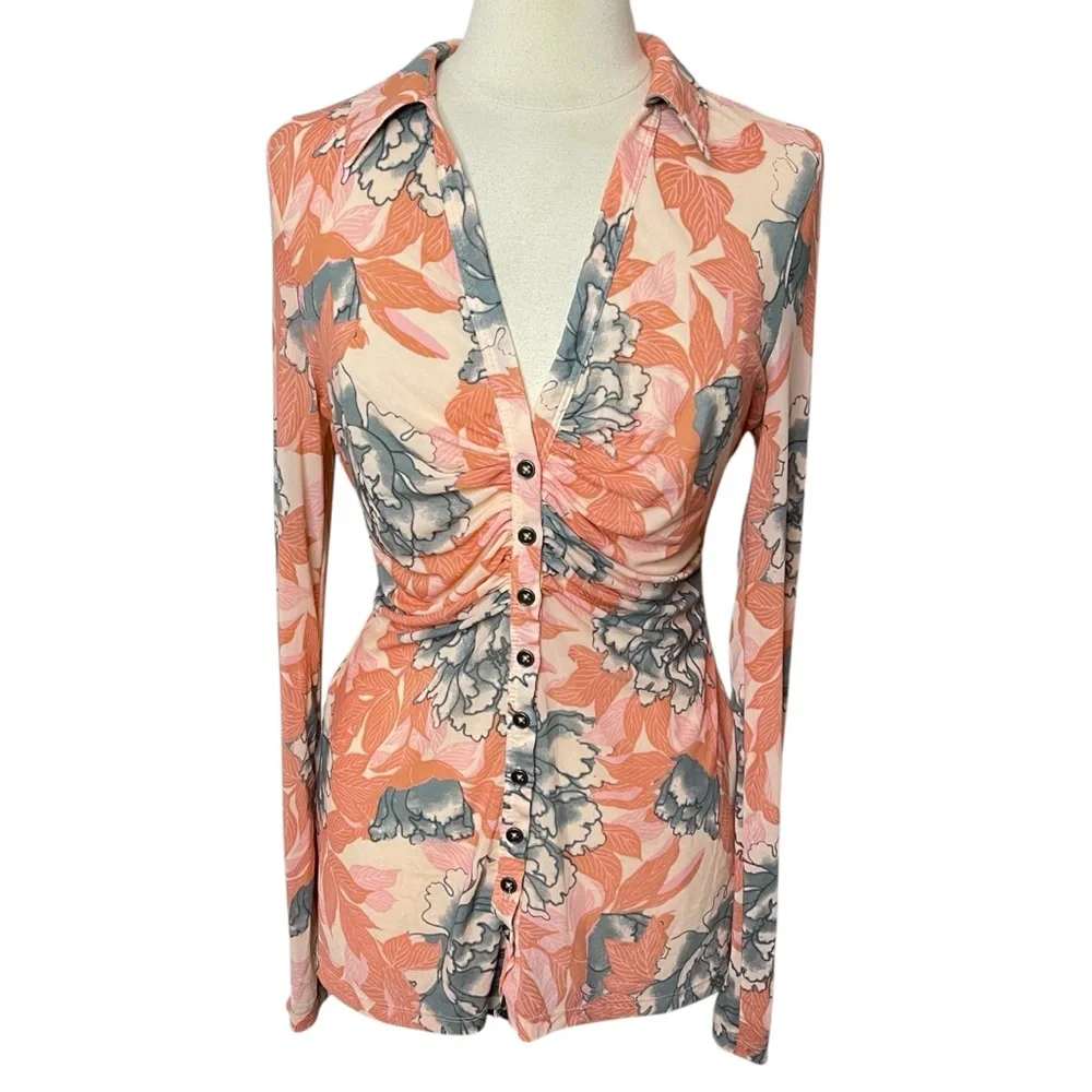 ❌SOLD❌FREE PEOPLE Lucky Shirt Ruched Floral Button Front, Large - Picture 3 of 14